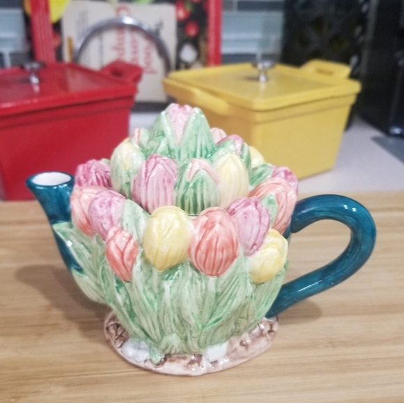 Cranbury Square March Miniature Teapot Tip-Toe Through The Tulips Floral Teapot - Picture 13 of 13